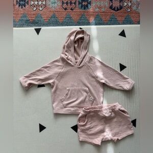 Easy Peasy|Baby girl dusty Pink Hoodie and Shorts Set•••organic cotton 12 months